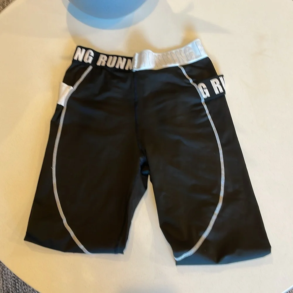 🍑cute black and white running leggings